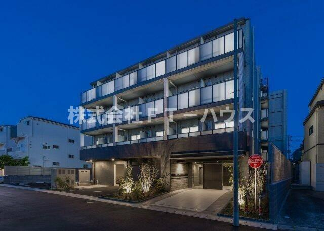 ガーラ行徳グランドステージの外観
