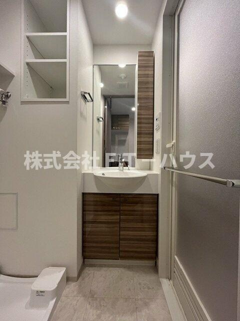 ガーラ行徳グランドステージの独立洗面台