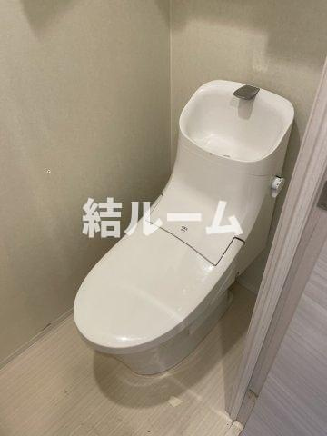 練馬区平和台２丁目の賃貸マンションのトイレ