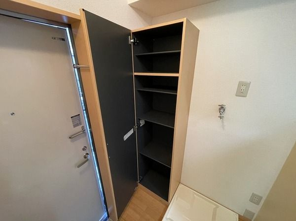 エスポワール弐番館の玄関