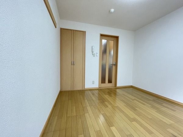 エスポワール弐番館の寝室