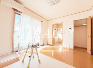 【居間・リビング】 | ヴァンヴェール | 洋室のお部屋です。