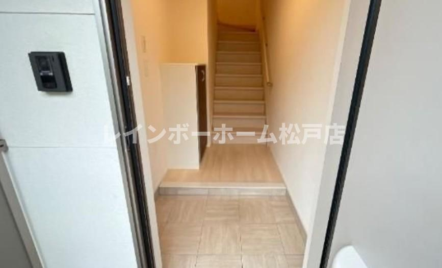 プラネット・丸山の玄関|毎日通る玄関はこちらです