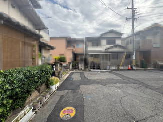 【前面道路含む現地写真】 | ご家族に合ったプランをご提案いたします！資料請求だけでもお気軽にお問い合わせくださいね♪