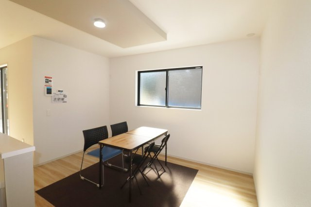 郡山市安積町長久保3丁目　　　 １号棟　　　安積第３小学校、安積第２中学区　の居間・リビング|※同社施工例