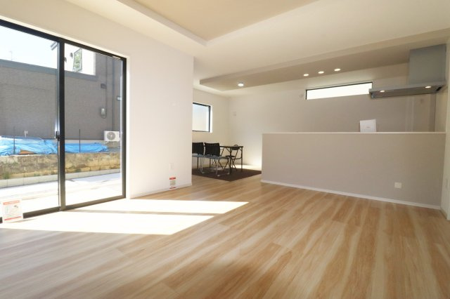 郡山市安積町長久保3丁目　　　 １号棟　　　安積第３小学校、安積第２中学区　の居間・リビング|※同社施工例