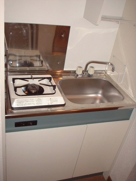 新品家具付きマンション梅里15(KaGood東京)のキッチン