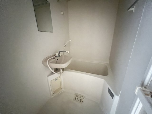 メゾンロワールⅡの浴室|ゆったり過ごせるお風呂です