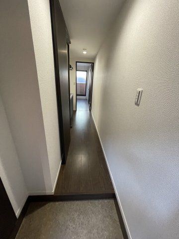 ベイルーム県立大学2の玄関