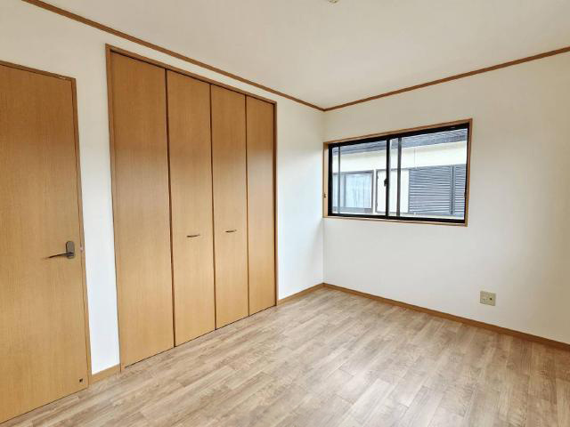 ふじみ野市西鶴ケ岡２丁目の中古一戸建の収納|収納もたっぷりの2階南東側6帖の洋室です。