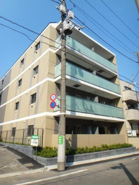 ココラス元代々木の外観