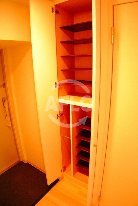 ティベルデの内装|ティベルデ　収納
