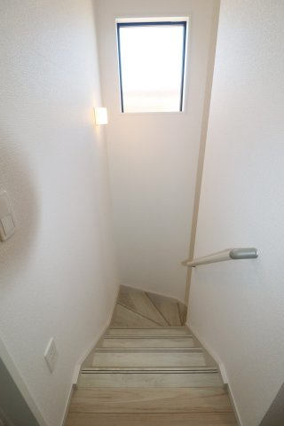 郡山市安積町長久保3丁目　　　 ２号棟　　　安積第３小学校、安積第２中学区　の内装|※同社施工例