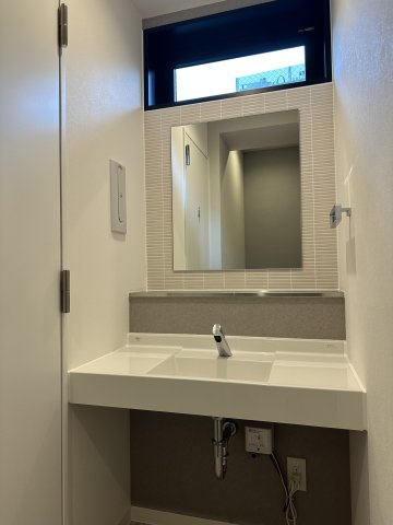 F－BASE堺筋本町6階の洗面所