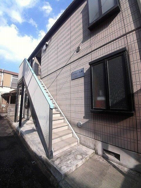 パフィン松原の外観|落ち着いた雰囲気の外観です