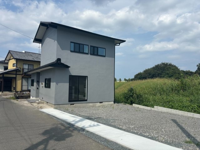 熊本市南区富合町杉島の中古一戸建の外観|駐車場