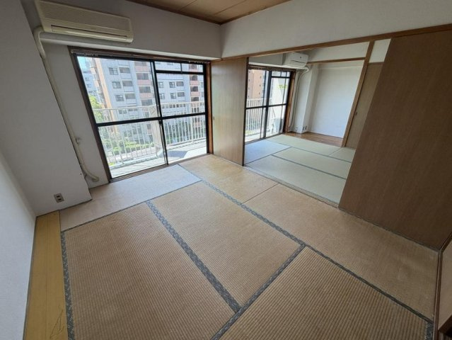 白川高層住宅の和室
