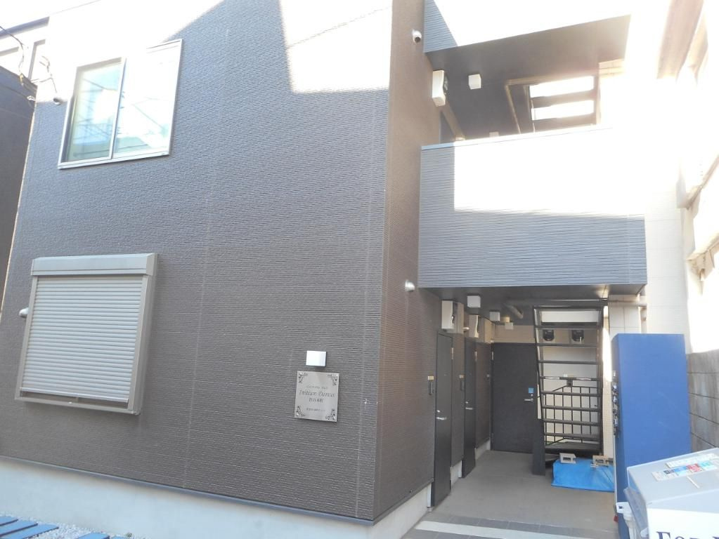 Ｉｎｉｔｉｕｍ　ｄｏｍｕｓ渋谷本町の外観