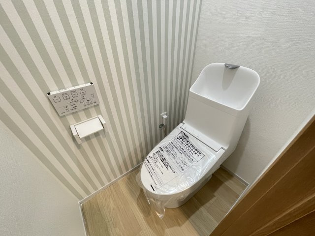 春日部市増富のアパートのトイレ