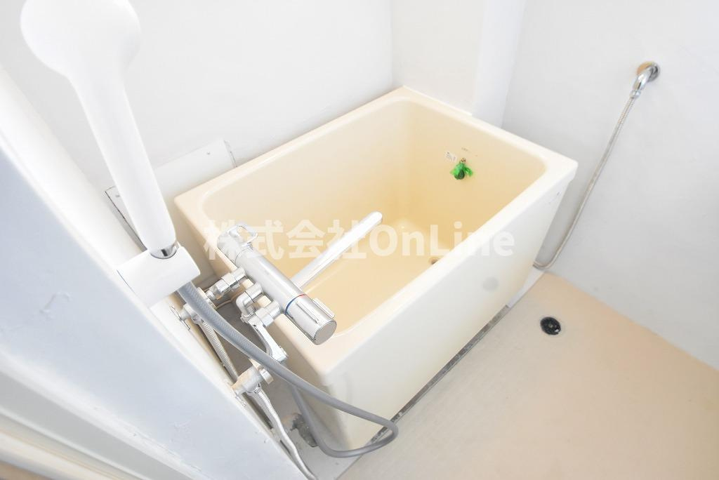 山本北コーポラス2号の浴室