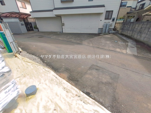 さいたま市見沼区南中丸01003のその他