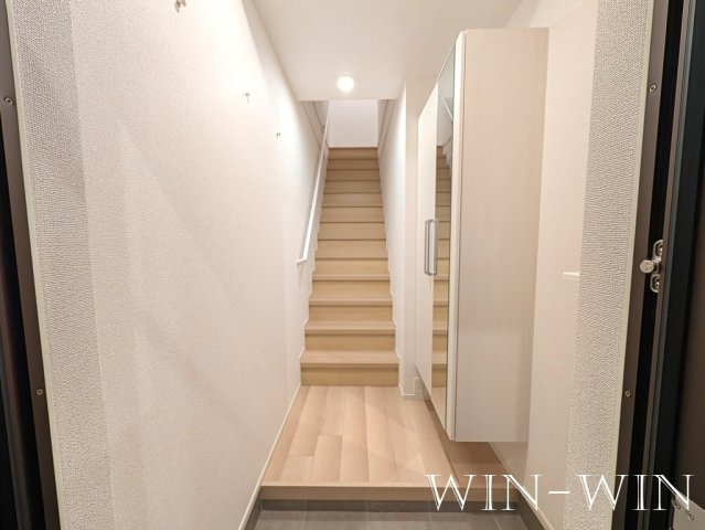 フィグ新栄 Ⅱの玄関