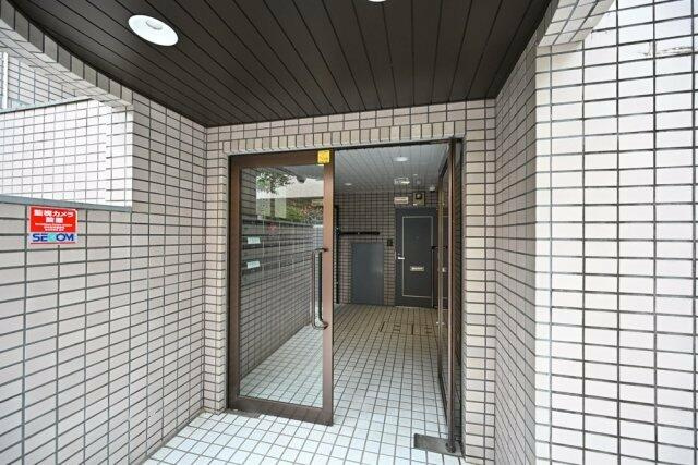 【エントランス】