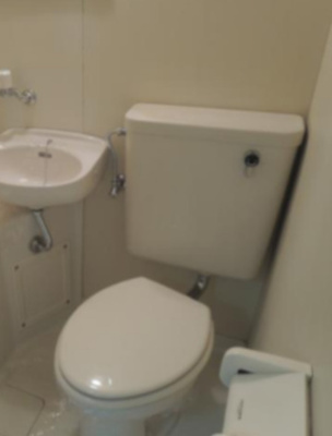 【トイレ】 | ラパンジール九条 | コンパクトで使いやすいトイレです