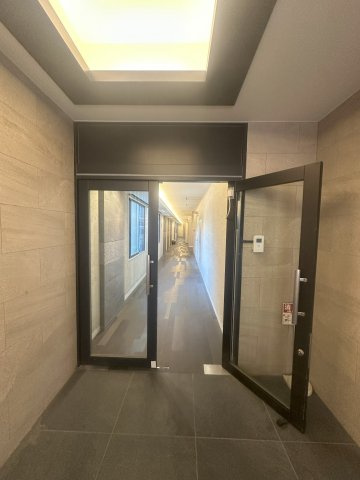 リアライズ堺筋本町ビルのロビー