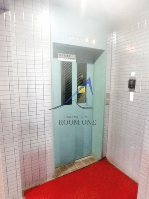 中島ＩＣハイツのその他共用部分|エレベーターです。