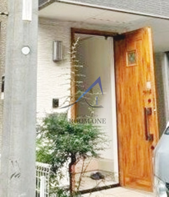 亀戸9町目戸建のエントランス|エントランスです。