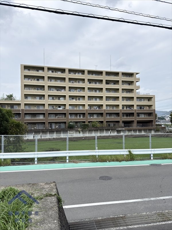 アクロス太宰府パークレジェンドの外観