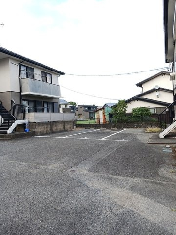ゆうきヶ丘Ａ棟の駐車場