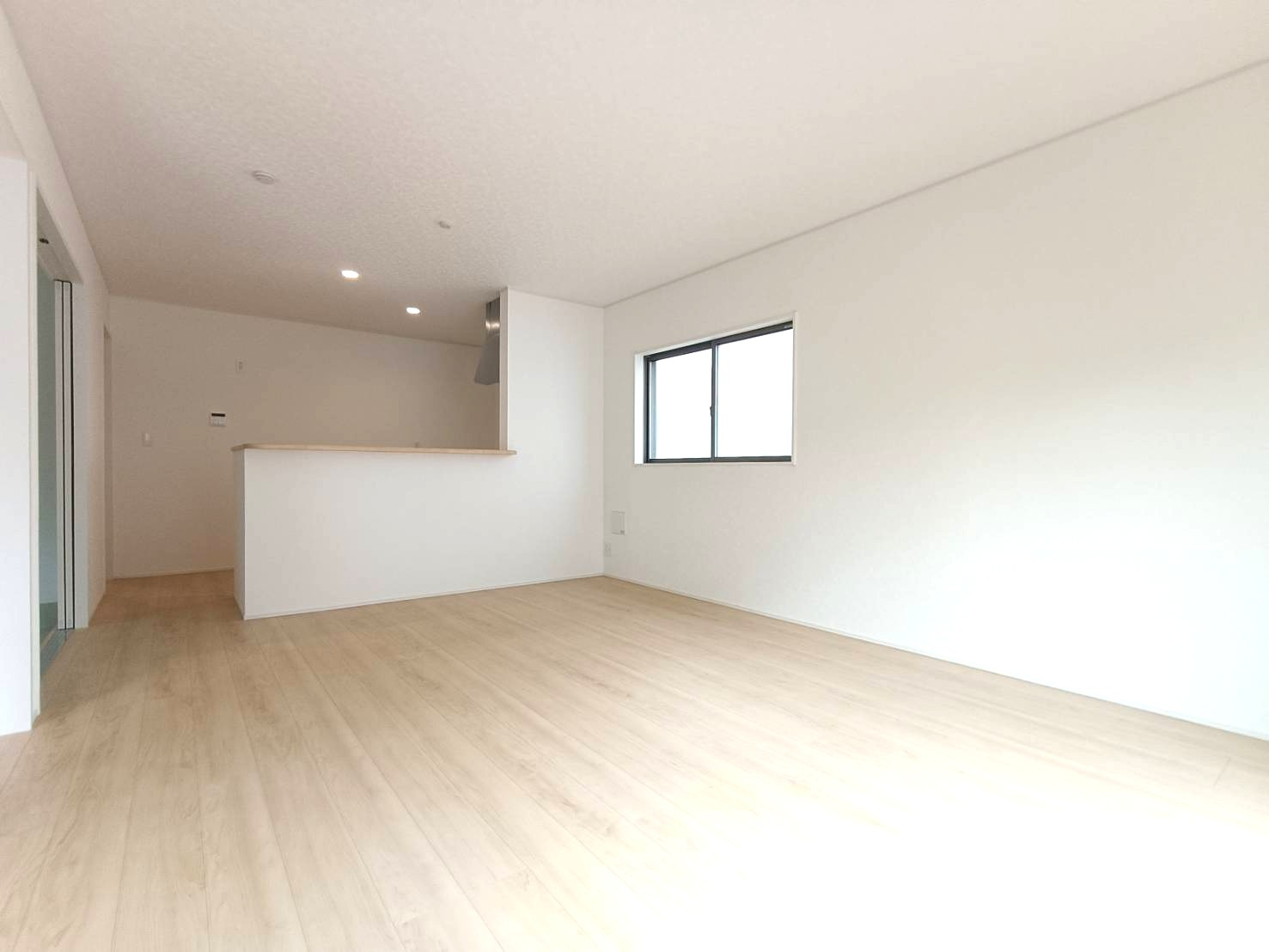 三郷市　彦糸1丁目　新築戸建　全7棟の居間・リビング|施工例です