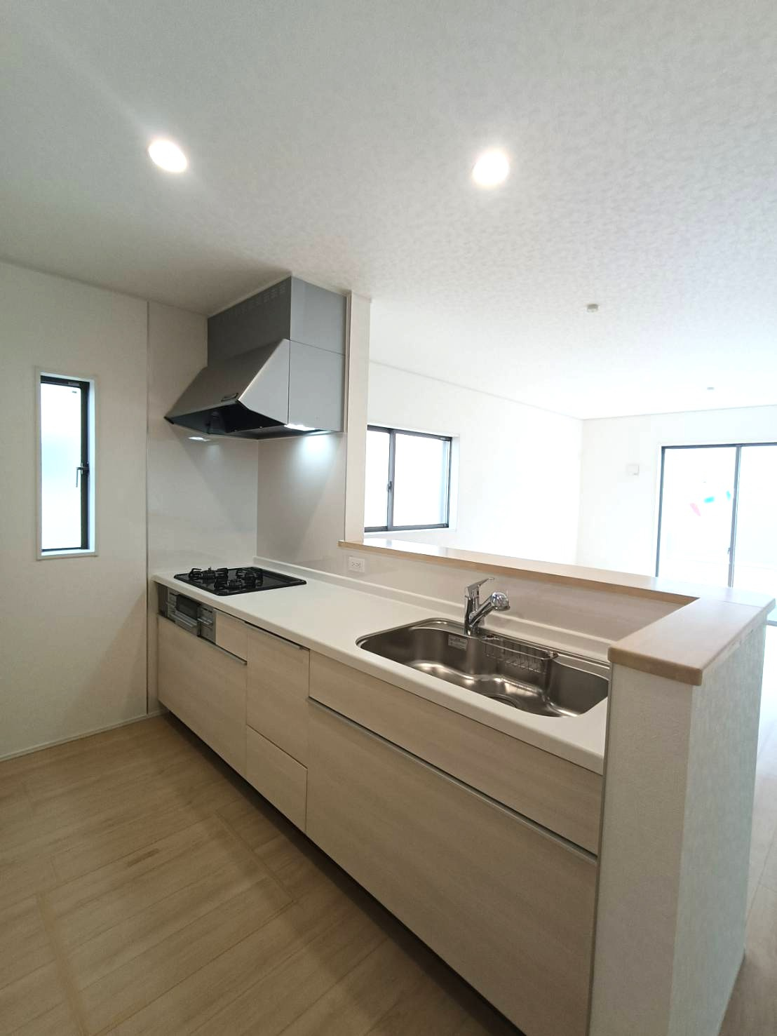 三郷市　彦糸1丁目　新築戸建　全7棟のキッチン|施工例です