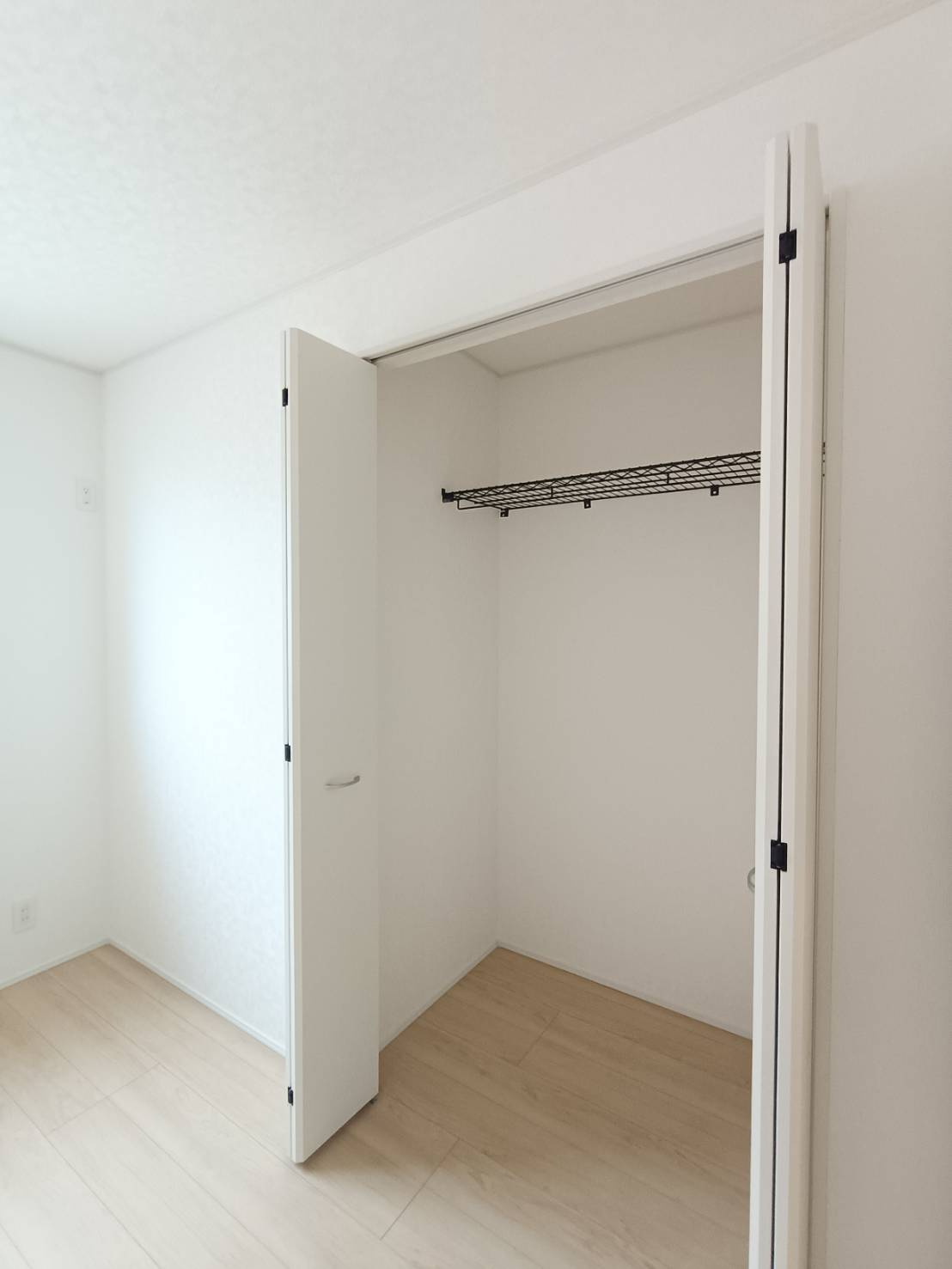 三郷市　彦糸1丁目　新築戸建　全7棟の洋室|施工例です
