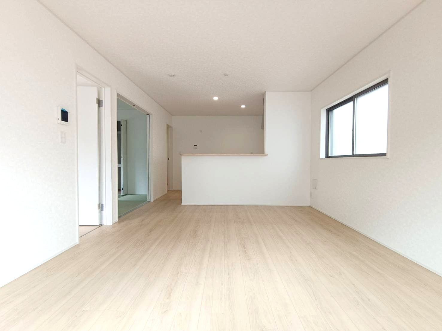 三郷市　彦糸1丁目　新築戸建　全7棟の居間・リビング|施工例です