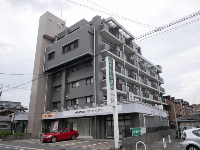 アルファウイング高宮東の外観