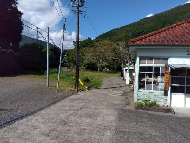 【前面道路含む現地写真】の画像