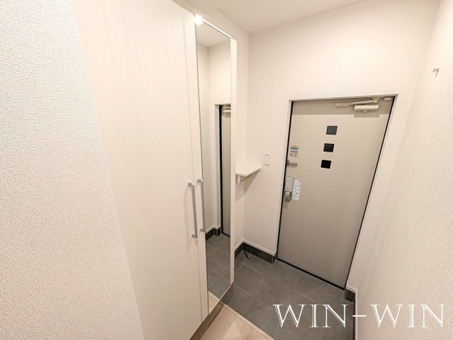 フィグ新栄 Ⅱの玄関