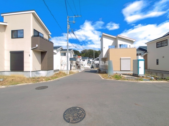 『八王子市新築戸建て』八王子市戸吹町1971【仲介手数料無料】の前面道路含む現地写真|～仲介手数料無料☆八王子ひなた不動産～八王子戸吹町　新築戸建て