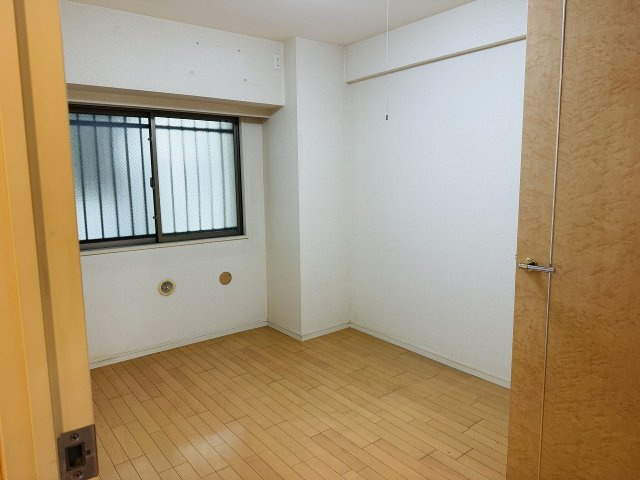 サンクレイドル暁町弐番館の寝室|～2階6.0帖の主寝室～