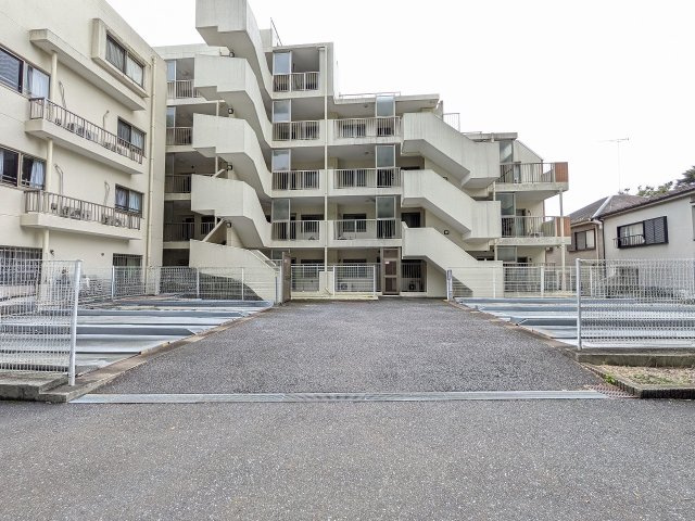 サンクレイドル暁町弐番館の駐車場|～駐車場空き要事前確認～