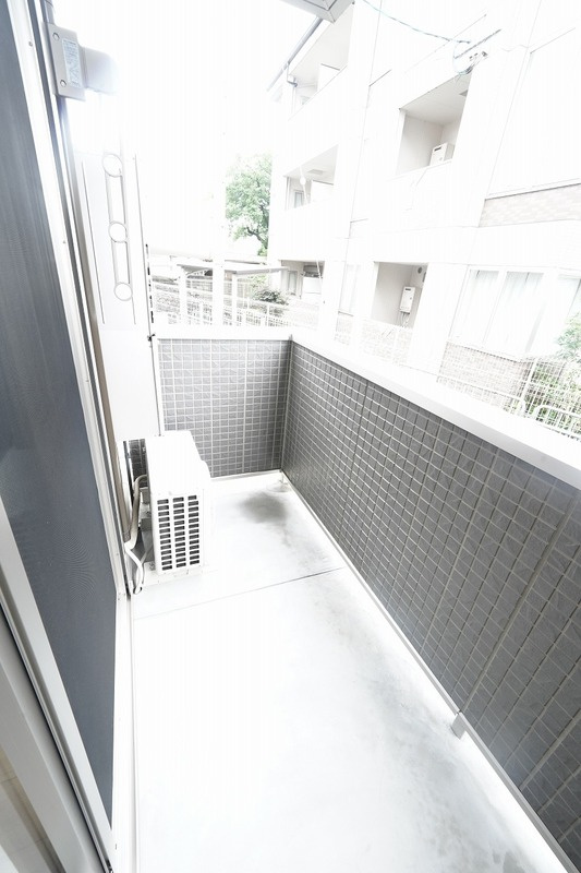 大喜清明館二号館のバルコニー