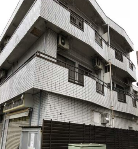 出浦第五ビルの外観