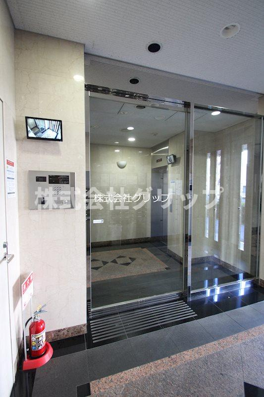 グリフィン横浜・戸部駅前のエントランス