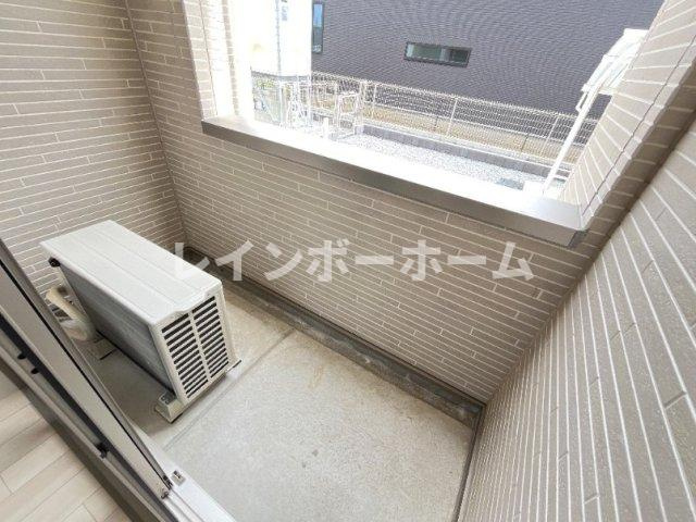 ドミール新鎌ヶ谷【非対面接客対応！】接客・申込・契約　オンライン＆LINE　相談可！のバルコニー|※別施工参考写真