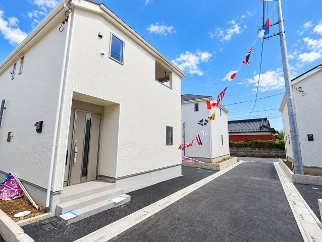 三郷市　彦糸1丁目　新築戸建　全7棟の前面道路含む現地写真|前面道路含む現地写真です