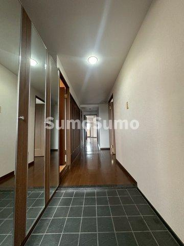 ファミール大橋グランヒルズの玄関