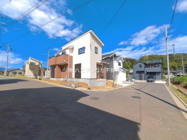 『八王子市新築戸建て』八王子市戸吹町1971【仲介手数料無料】の前面道路含む現地写真|～仲介手数料無料☆八王子ひなた不動産～八王子戸吹町　新築戸建て